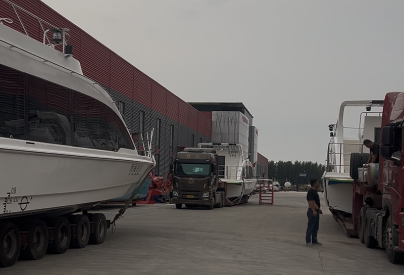 Lawada® Αποστέλλονται επιβατηγά πλοία εσωτερικής ναυσιπλοΐας: Ένα επιβατηγό πλοία Monohull 21,8 m & δύο επιβατηγά πλοία Monohull 17,8 m